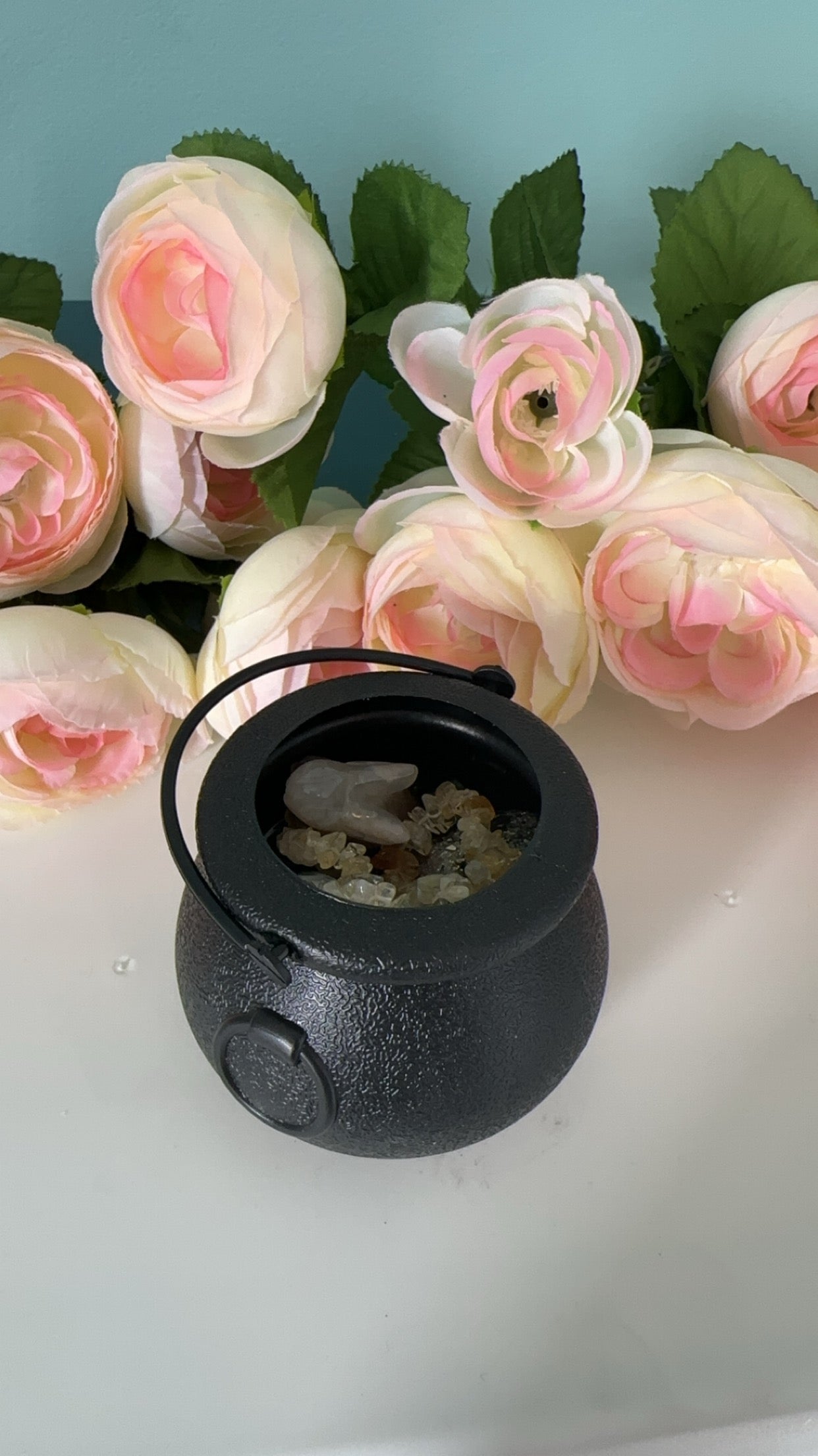 Pot Of Gold Confetti (St. Patrick’s Day Confetti)