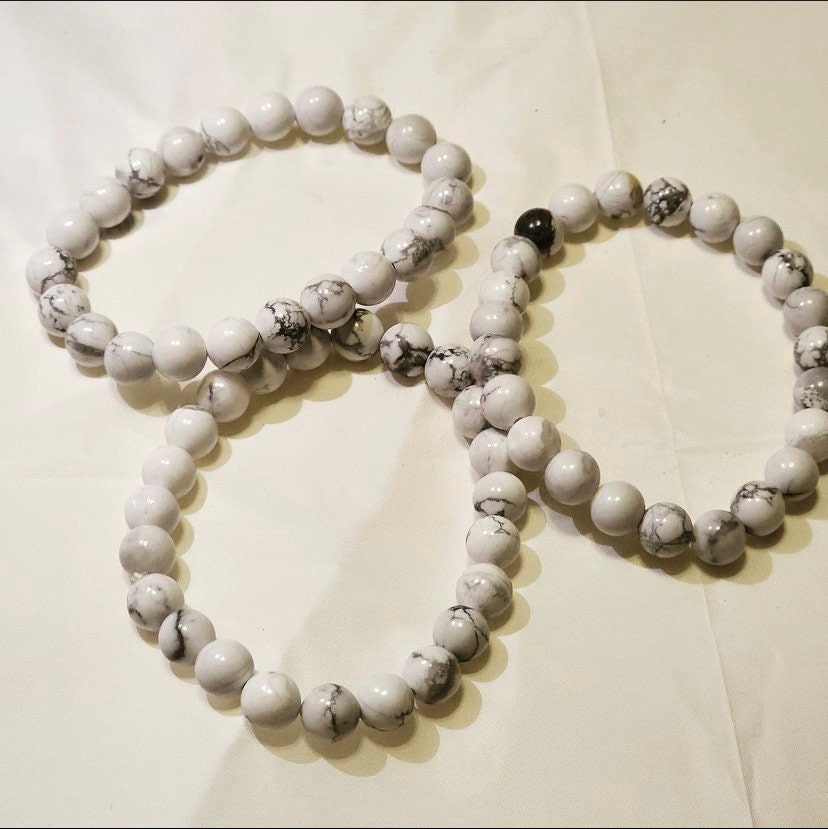 8mm Howlite Stretch Bracelet