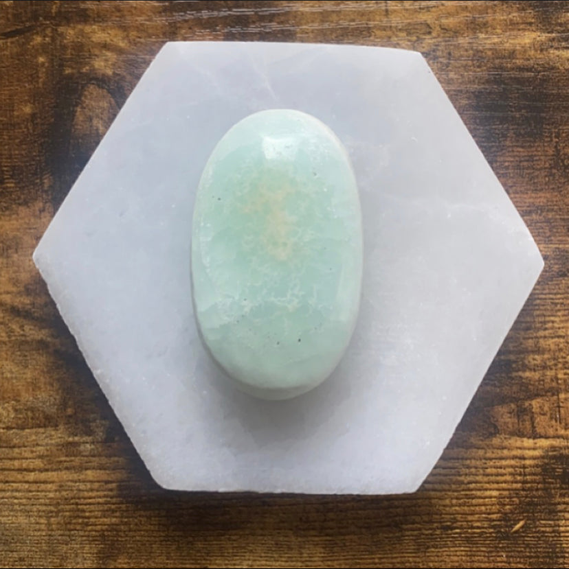 Pistachio Calcite Palm Stone