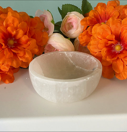 10cm Round Selenite Bowl